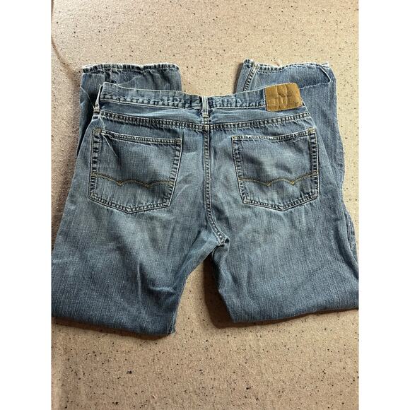 American Eagle Relaxed Fit Jeans 36x34 – Well Loved Vintage Wash - Picture 7 of 8